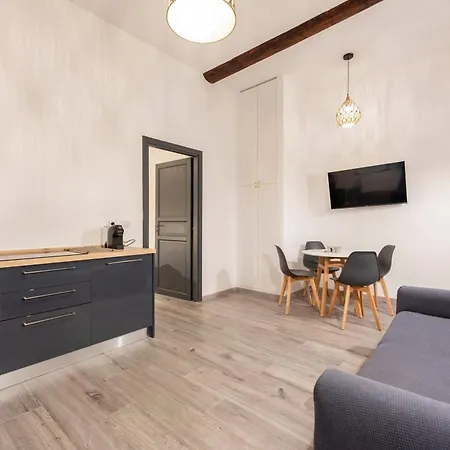 公寓 Castelli's Campo 10 *