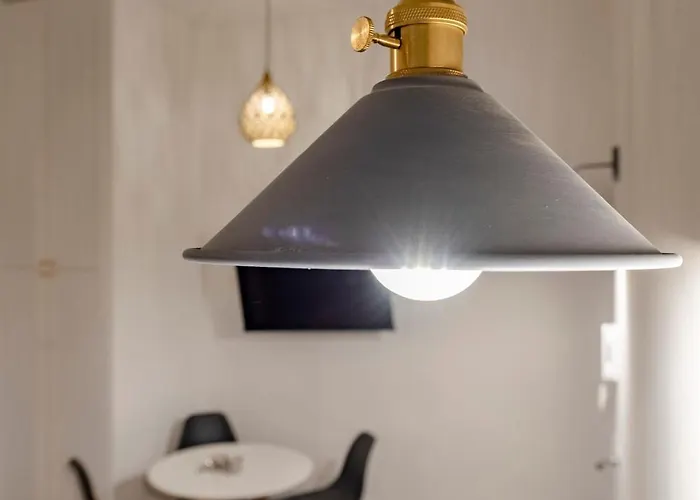 Castelli's Campo 10 Apartment