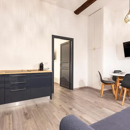 Castelli's Campo 10 *