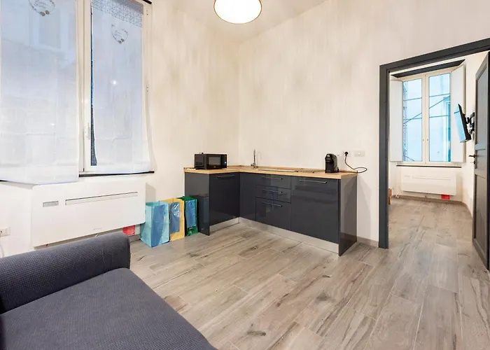 Daire Castelli's Campo 10